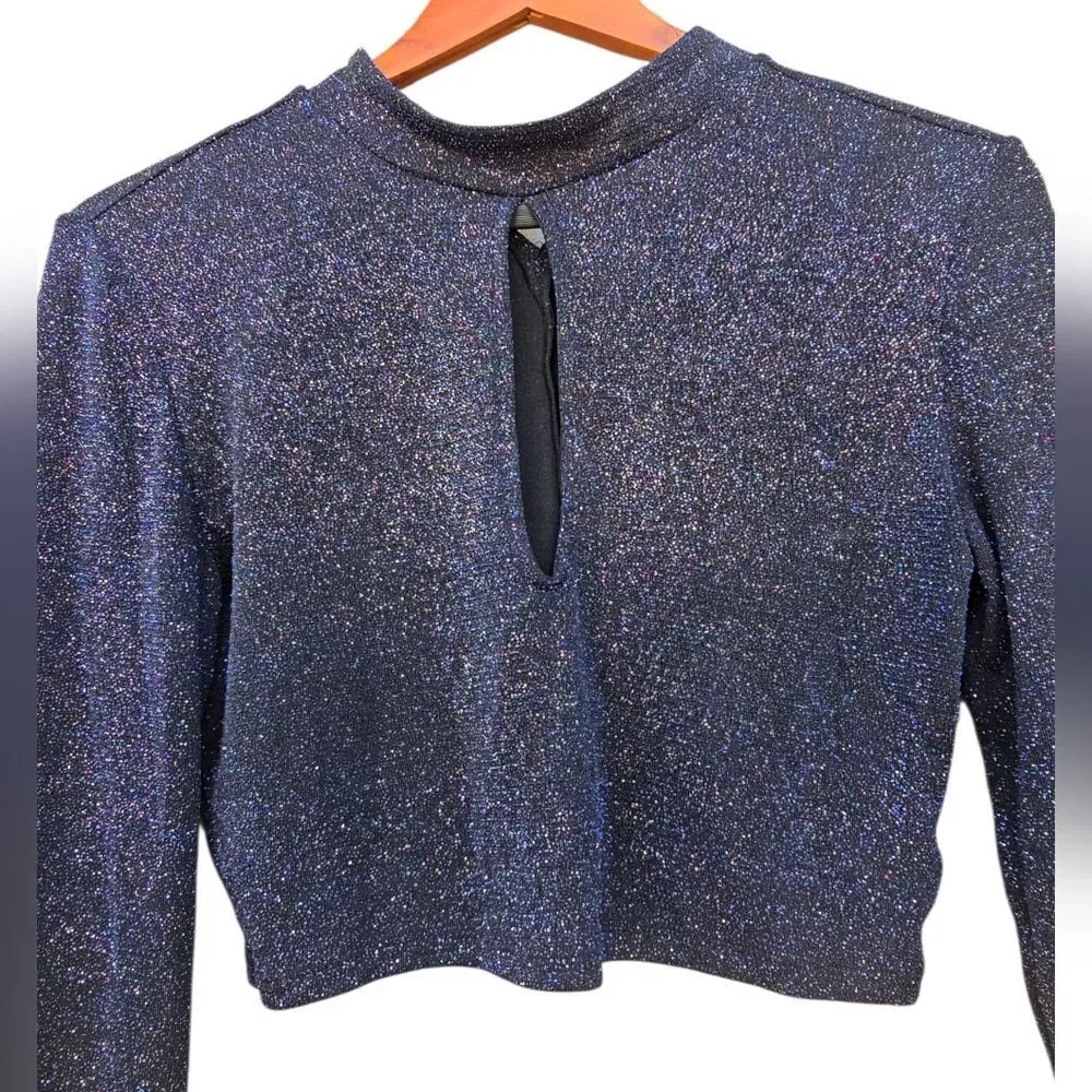 H&M Navy Keyhole Long Sleeve Crop Top